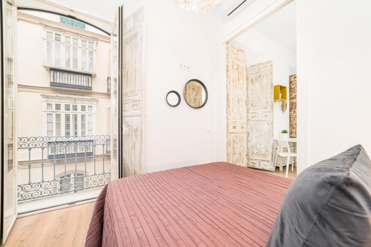 Suite Homes Uncibay Square Малага Екстер'єр фото