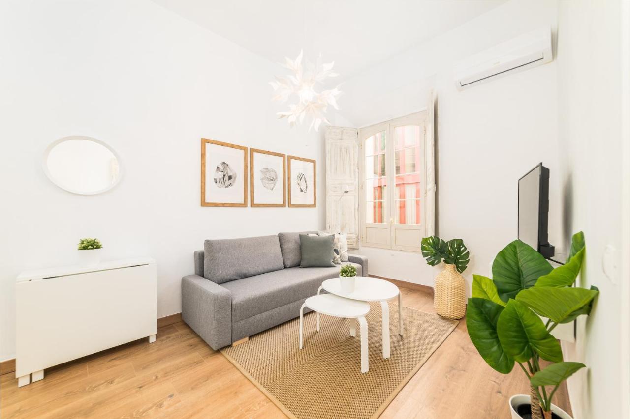Suite Homes Uncibay Square Малага Екстер'єр фото